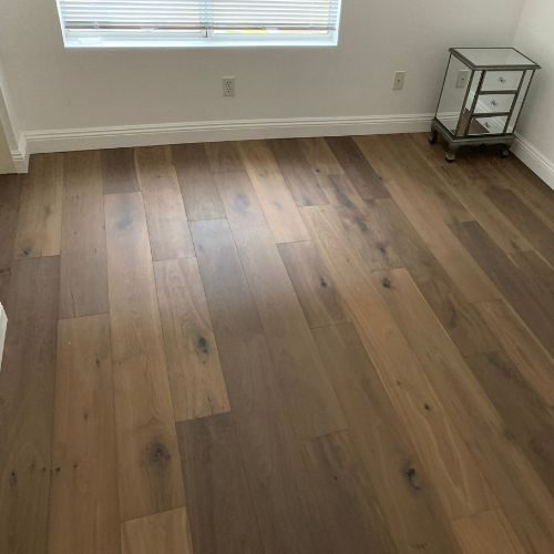 Happy cutomer sharing her experience about her new floors installed by TR and Sons
